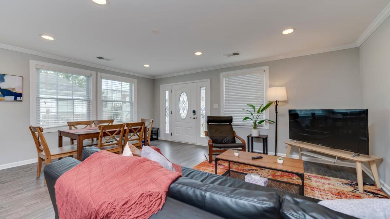 Stylish 3Br 3Ba Colonial House By Cozysuites アレクサンドリア エクステリア 写真