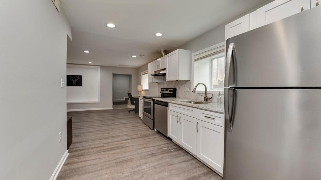 Stylish 3Br 3Ba Colonial House By Cozysuites アレクサンドリア エクステリア 写真