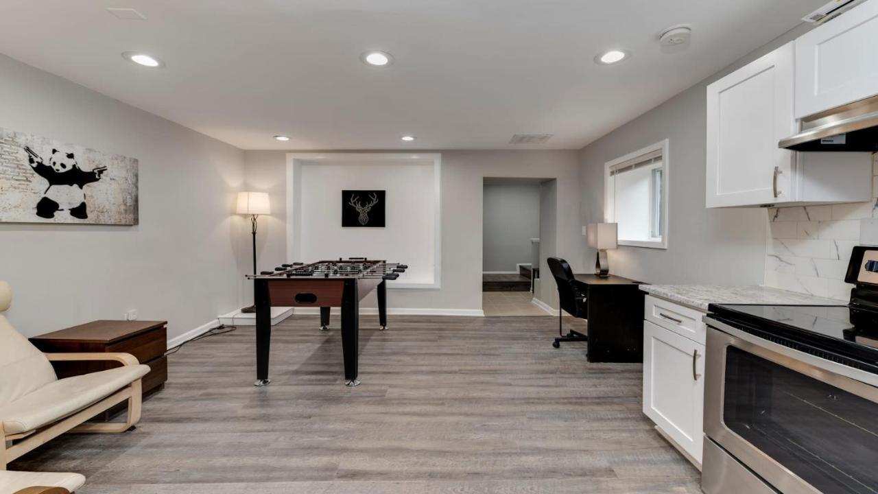 Stylish 3Br 3Ba Colonial House By Cozysuites アレクサンドリア エクステリア 写真