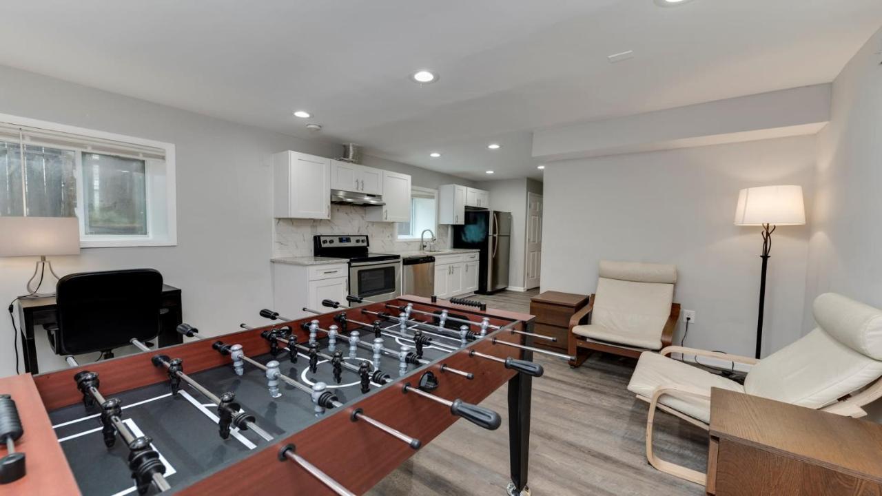 Stylish 3Br 3Ba Colonial House By Cozysuites アレクサンドリア エクステリア 写真